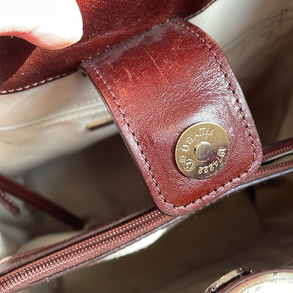 Brahmin Celina - Picture 10 of 11